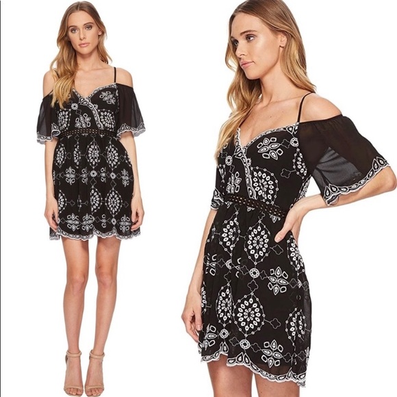 Romeo & Juliet Couture Dresses & Skirts - NWT Romeo & Juliet Black & White Eyelet Dress